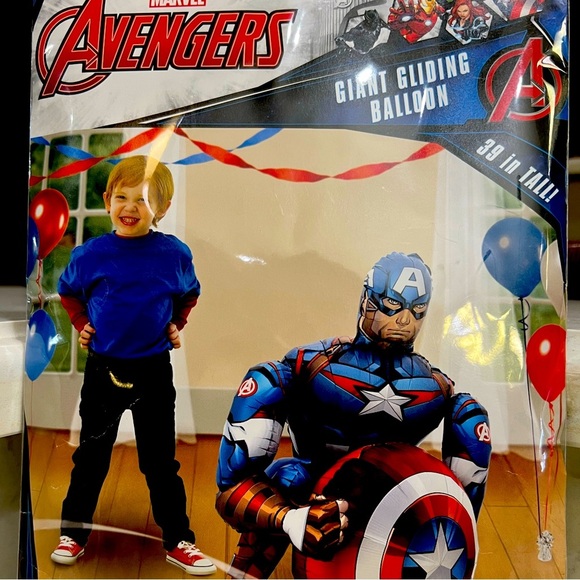 Marvel Avengers Captain America Balloon - Picture 6 of 8